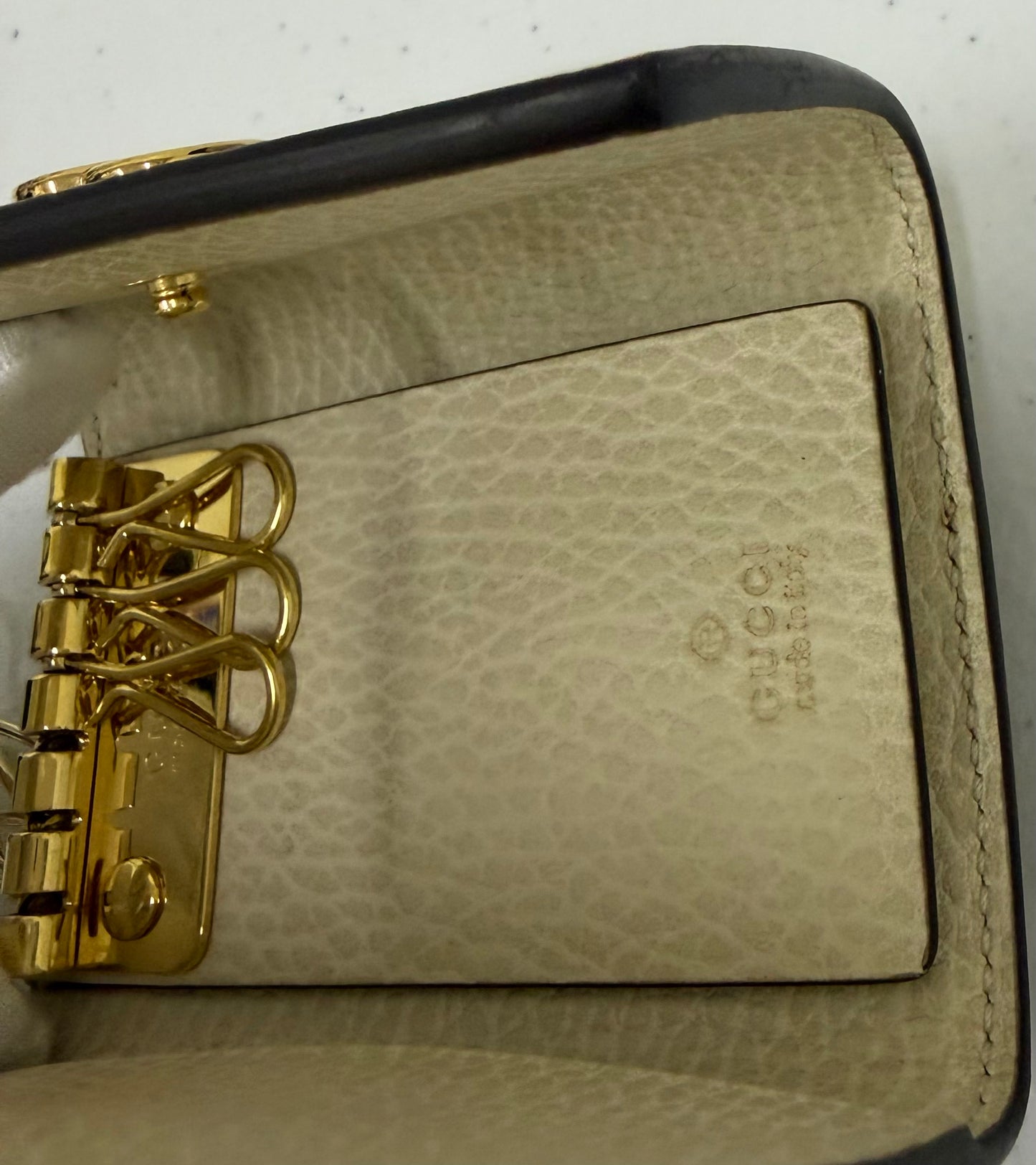 GUCCI Marmont 6 keys Holder
