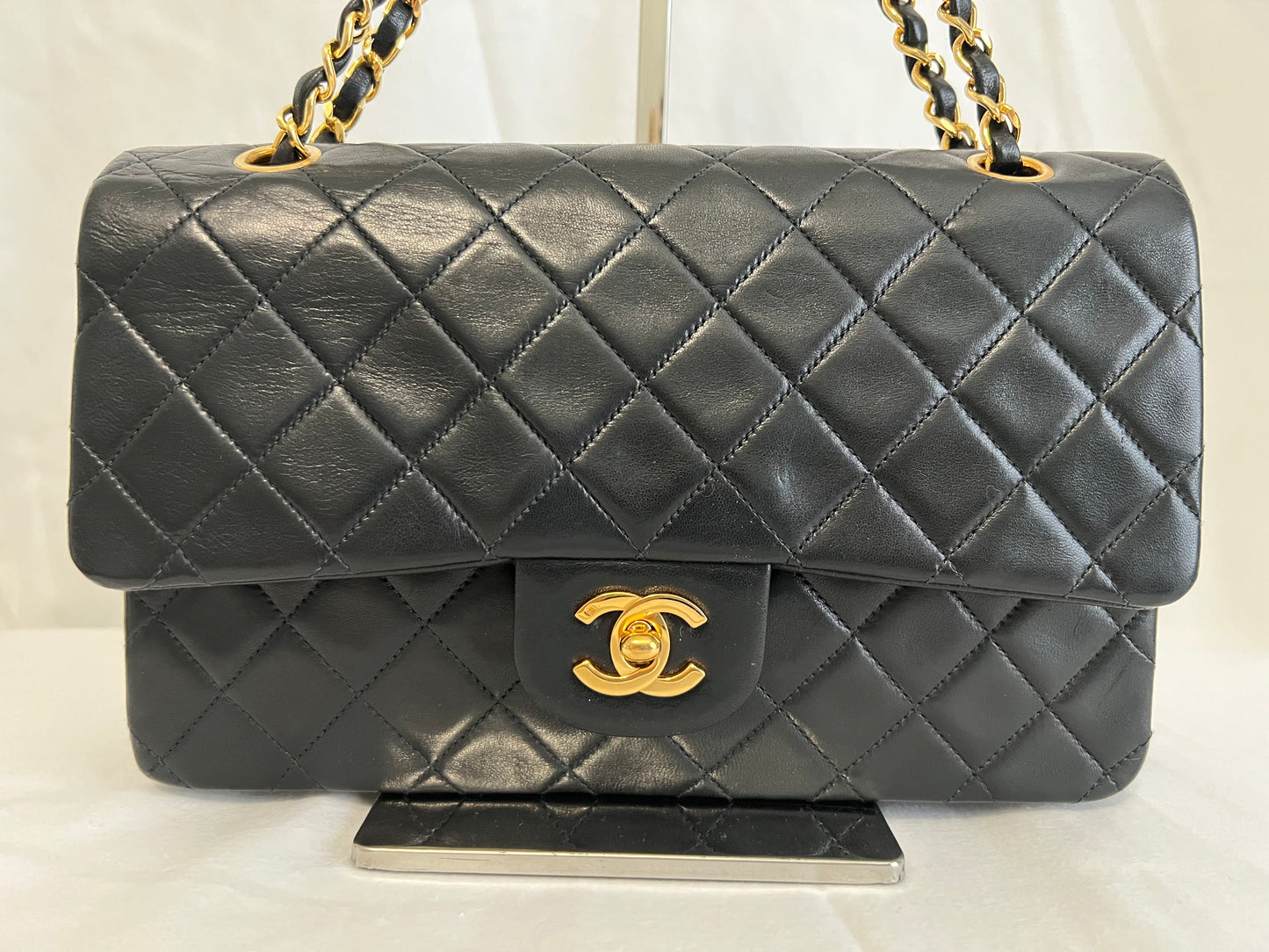 CHANEL Double Flap Black Medium
