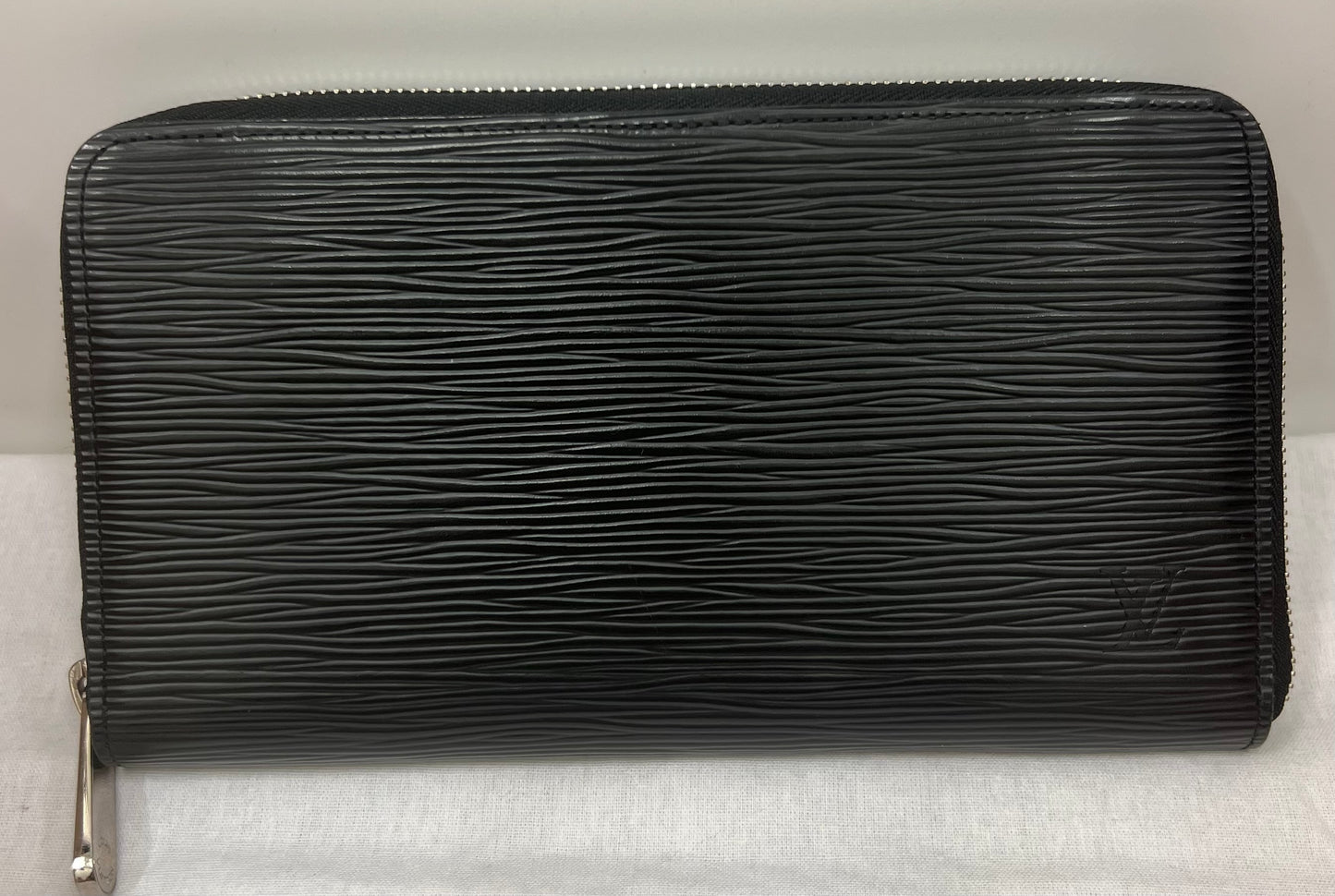 LOUIS VUITTON Zippy Organizer Epi Leather