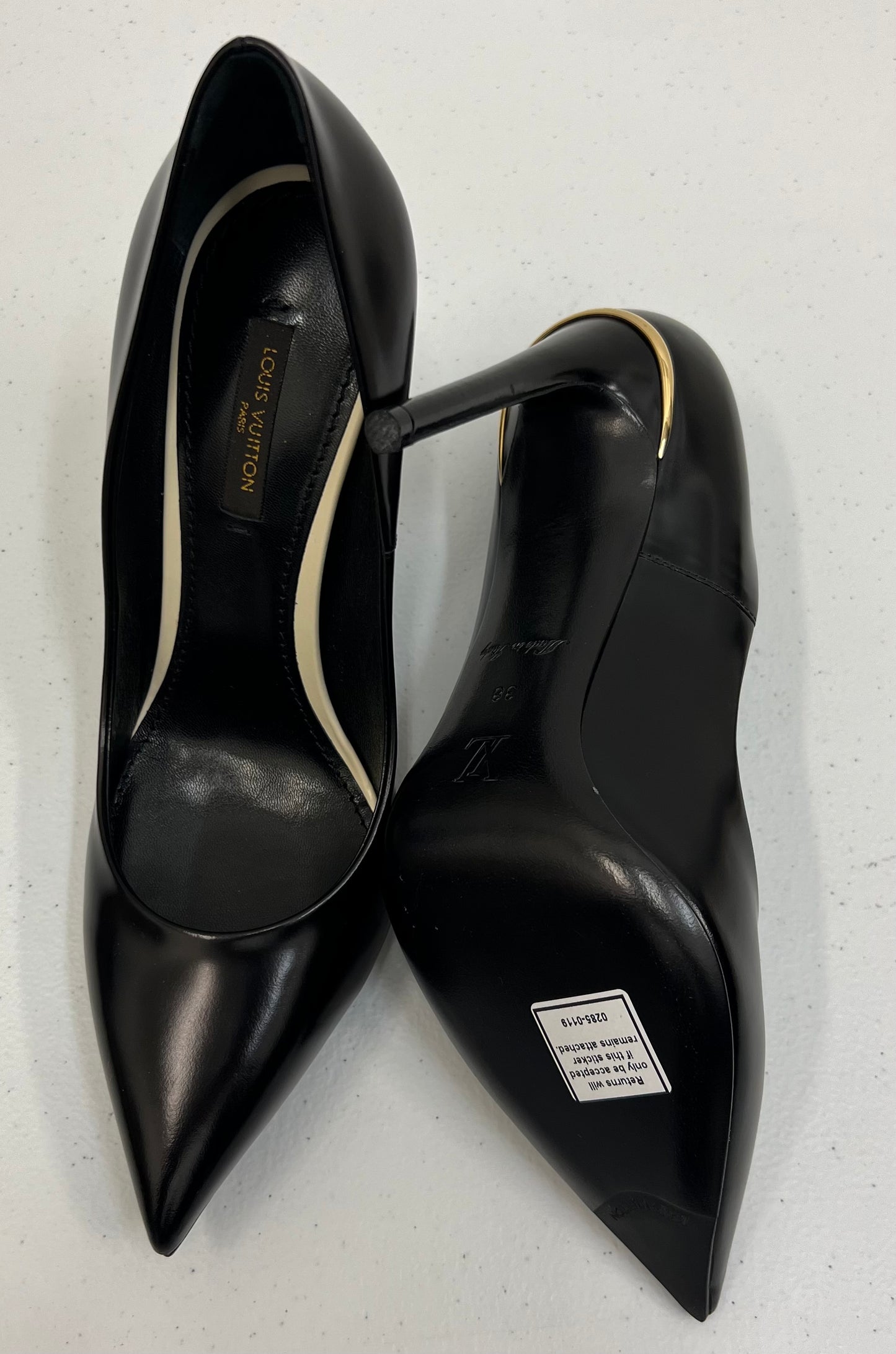 LOUIS VUITTON Eyeline Pumps Black