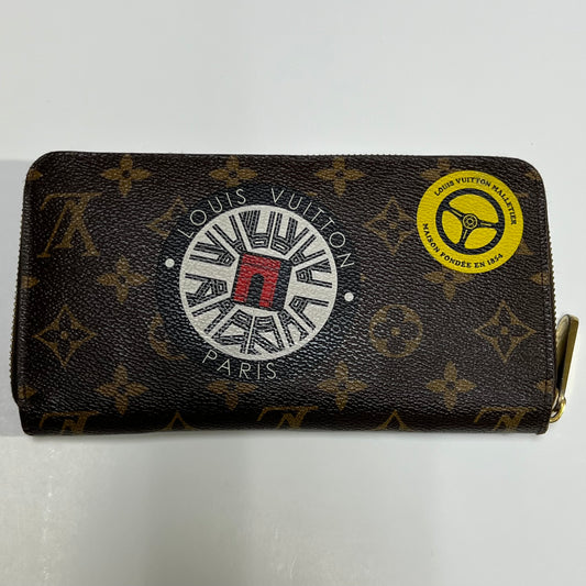 LOUIS VUITTON World Tour Zippy Wallets