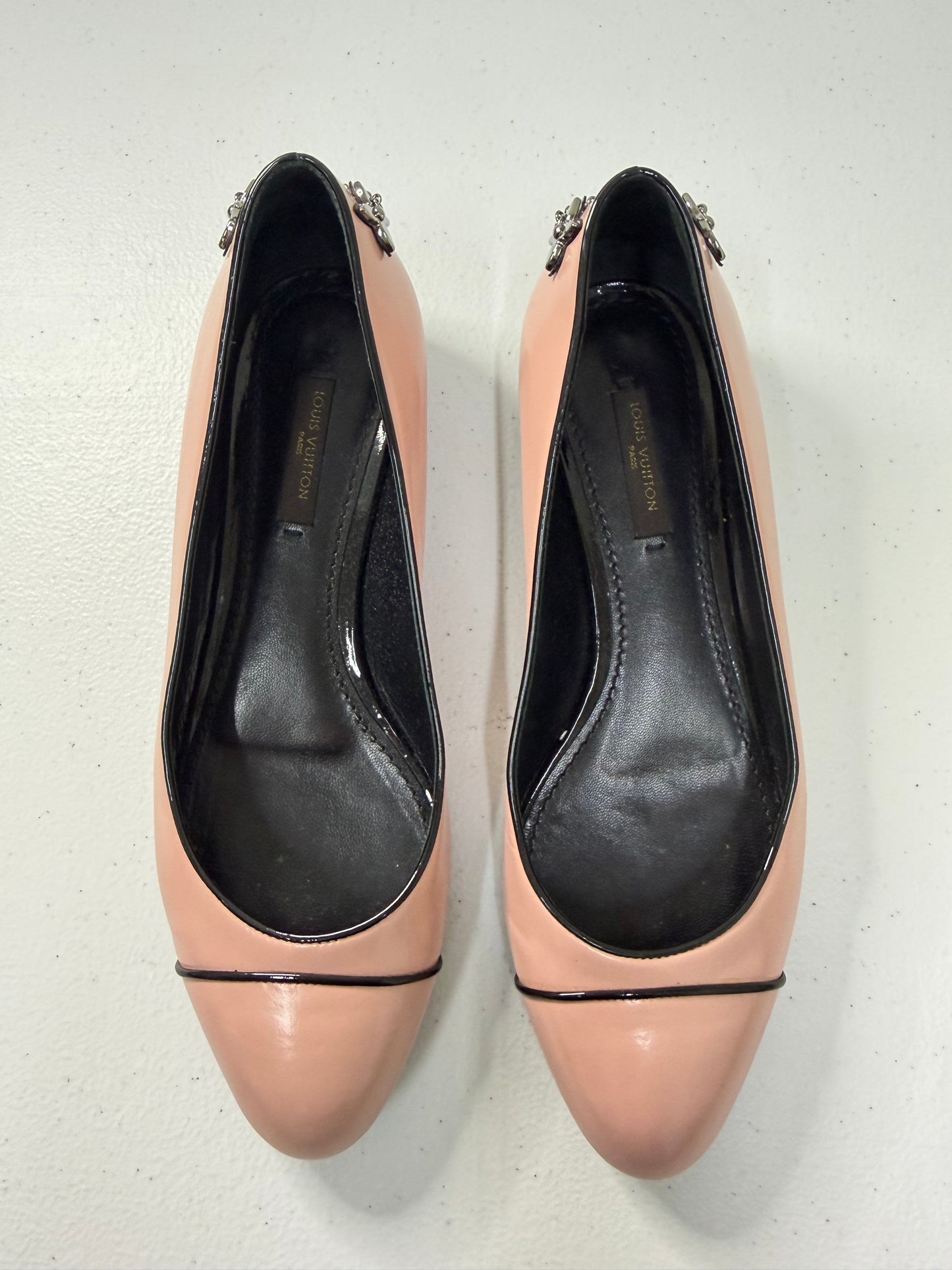 LOUIS VUITTON Ballerina Shoes Pink