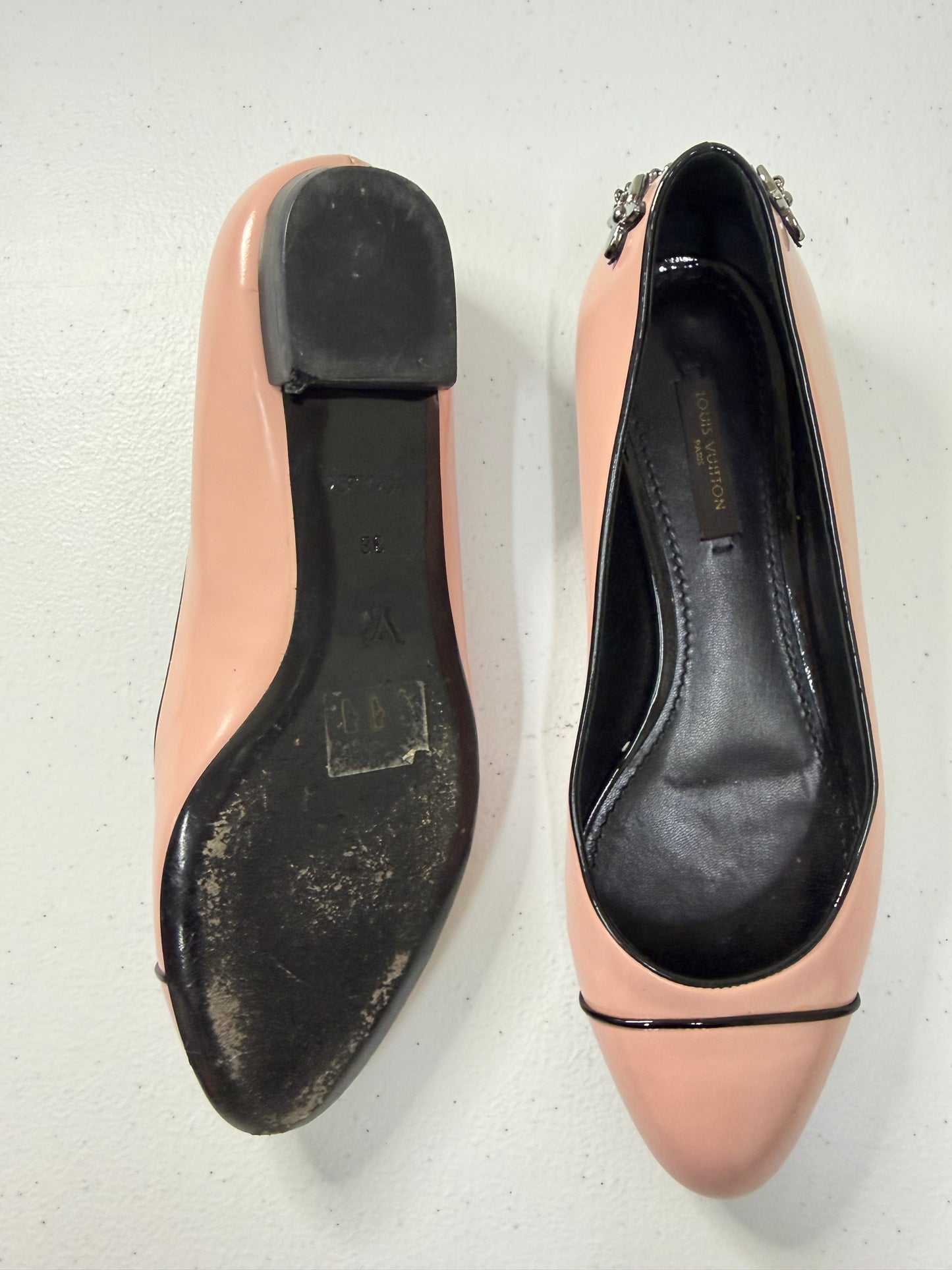 LOUIS VUITTON Ballerina Shoes Pink