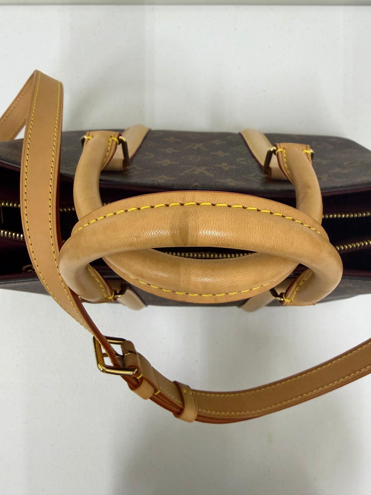 LOUIS VUITTON Soufflo MM Monogram