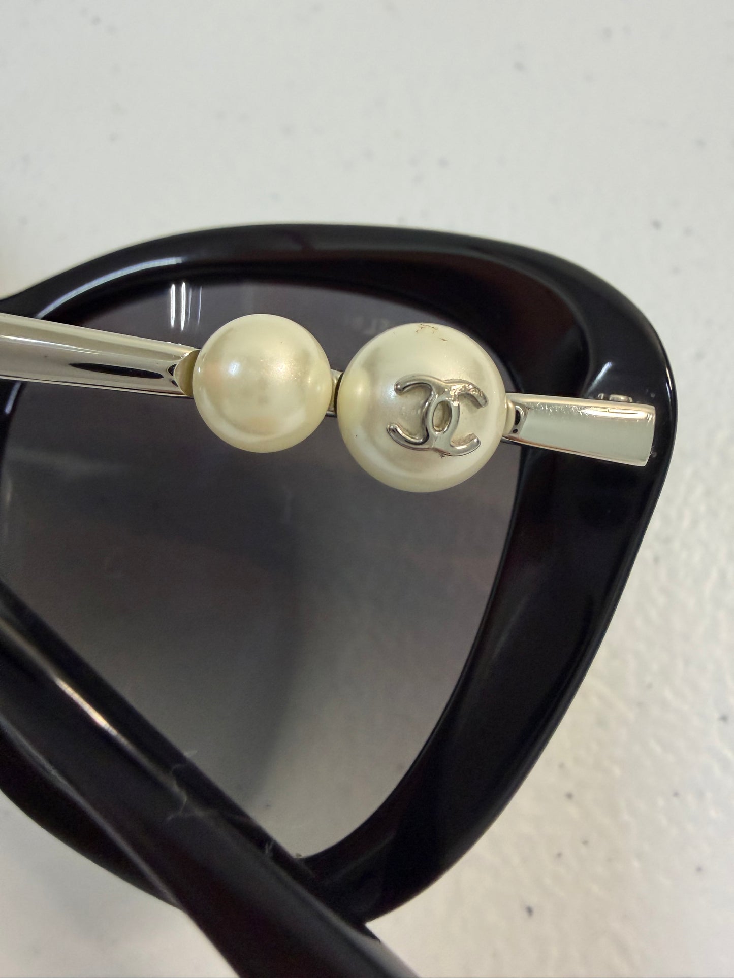 CHANEL Pearl Sunglasses 5339