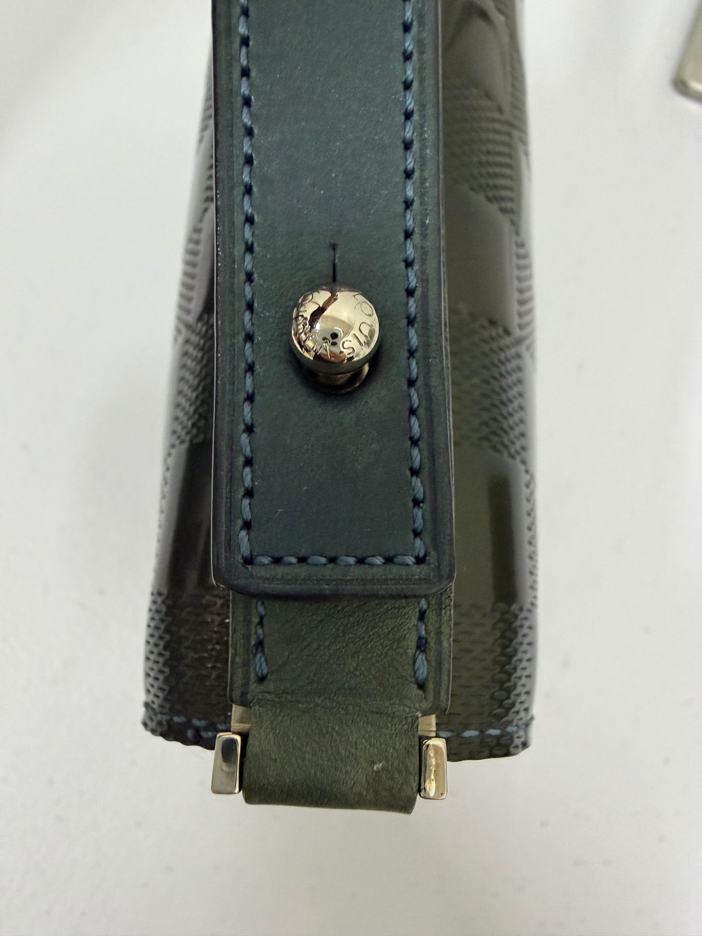 LOUIS VUITTON  Damier Vernis Cabaret bag