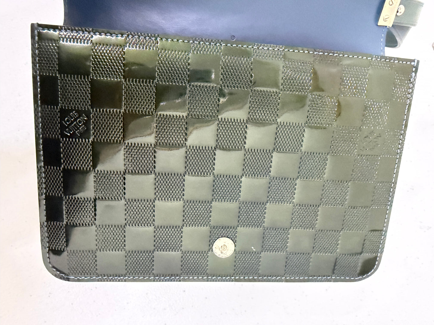 LOUIS VUITTON  Damier Vernis Cabaret bag