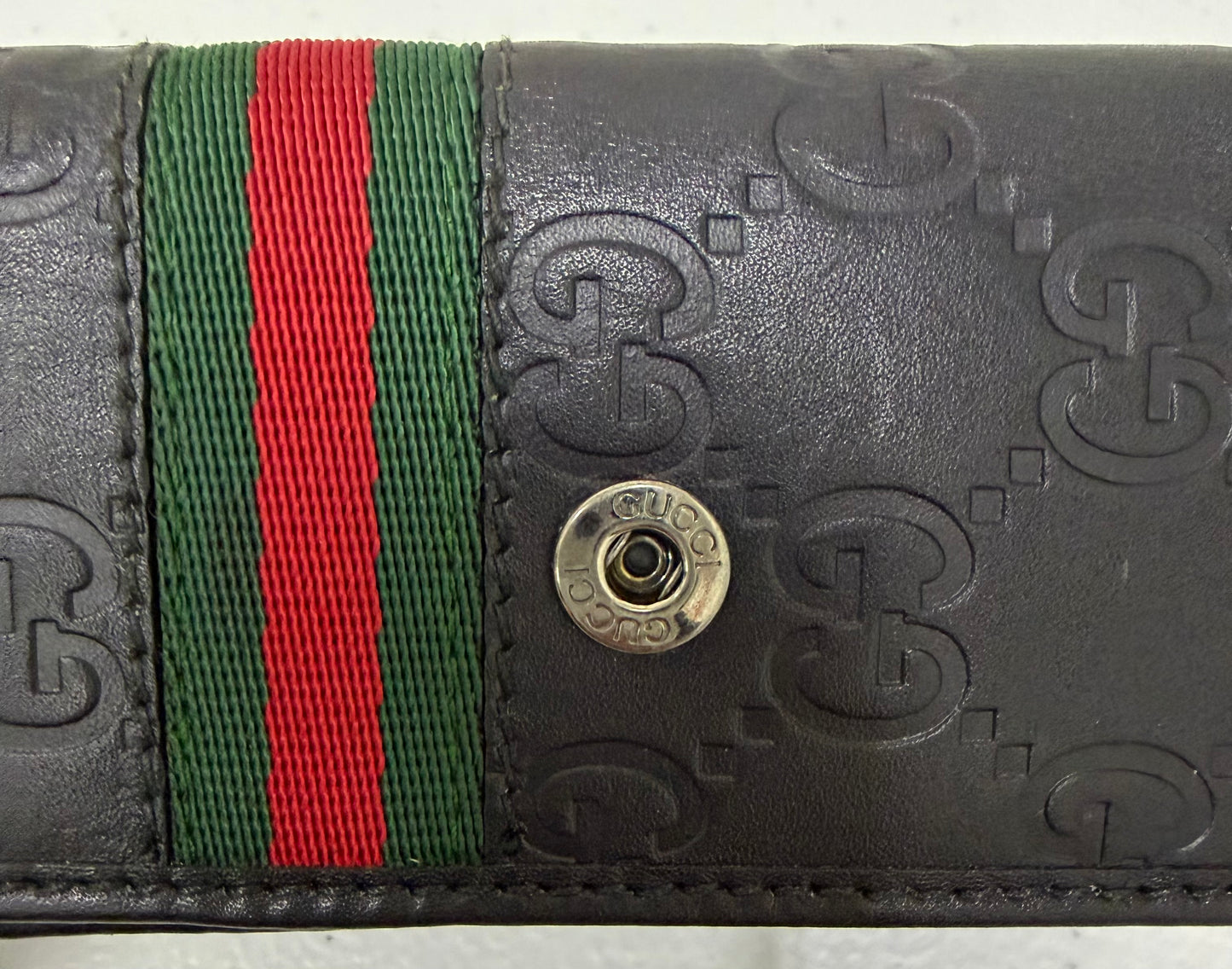 GUCCI  Black Web Signature Key Holder