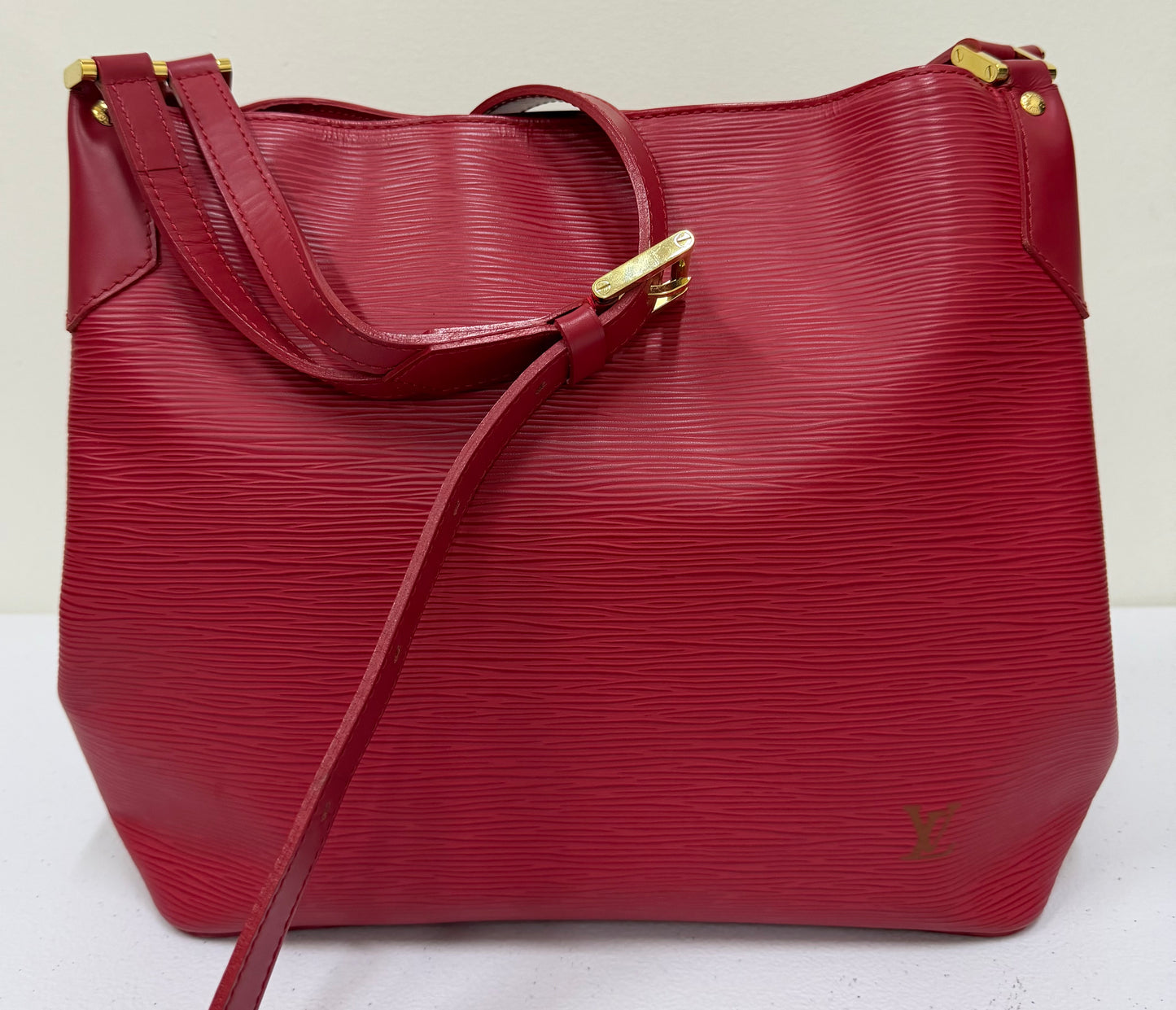 LOUIS VUITTON Mandara Epi Leather
