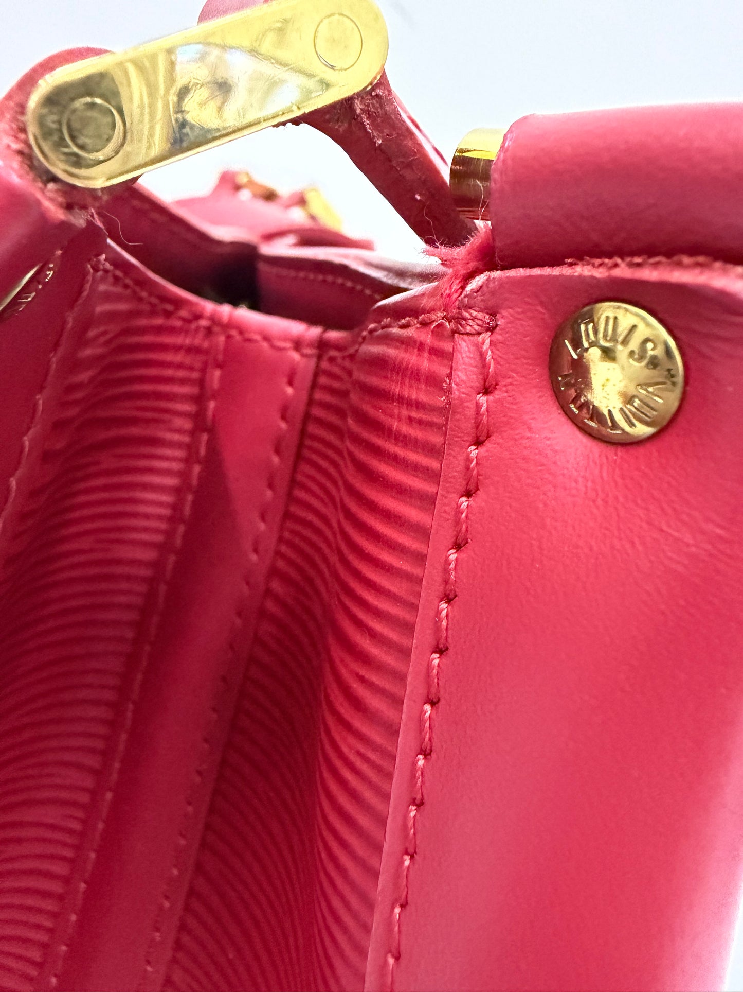 LOUIS VUITTON Mandara Epi Leather