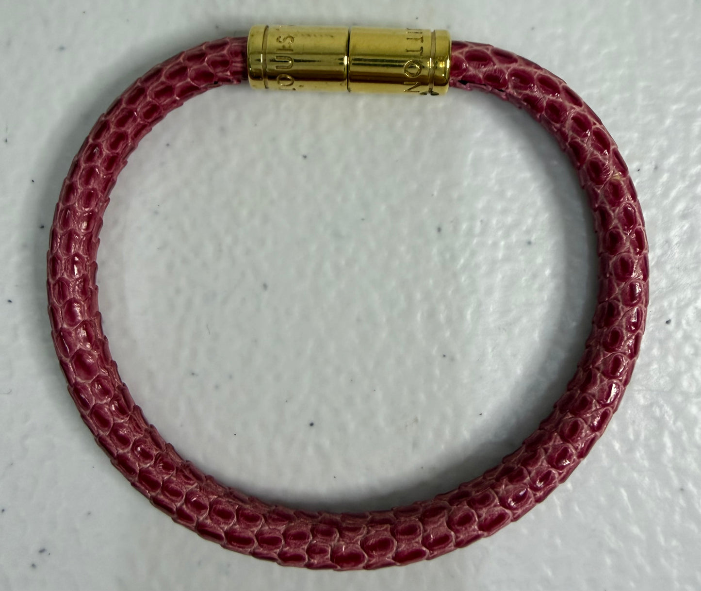 LOUIS VUITTON Fuchsia Pink Lizard Bracelet