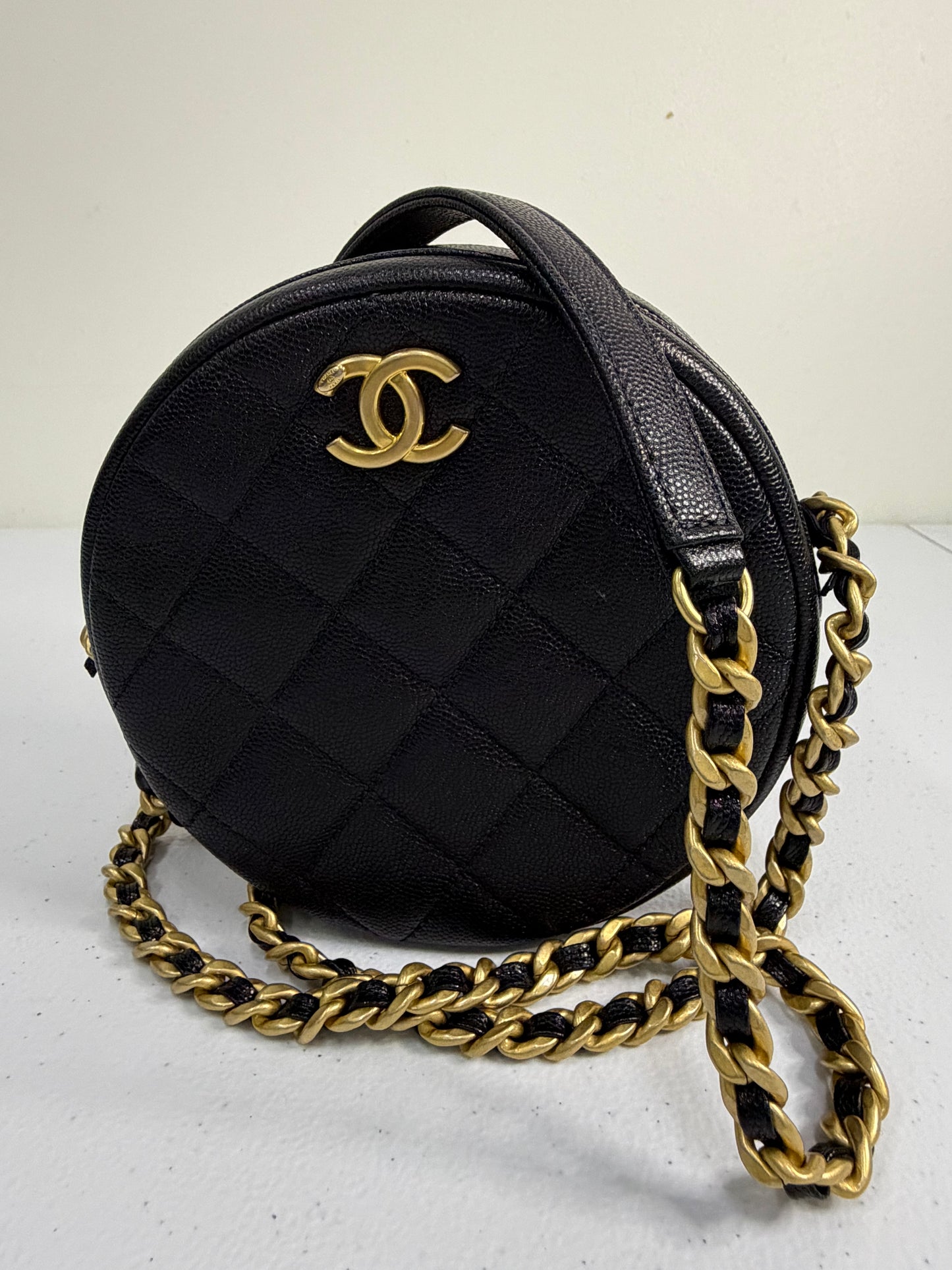 CHANEL CC  Round Caviar Leather