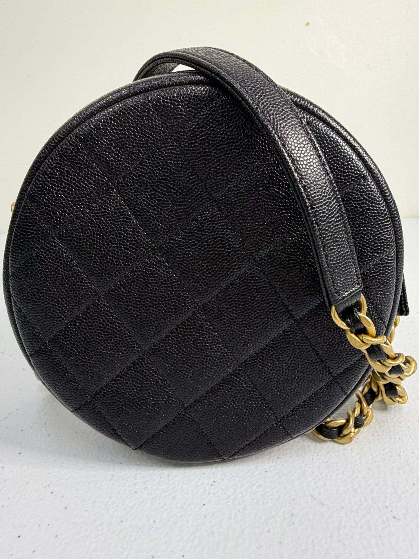 CHANEL CC  Round Caviar Leather