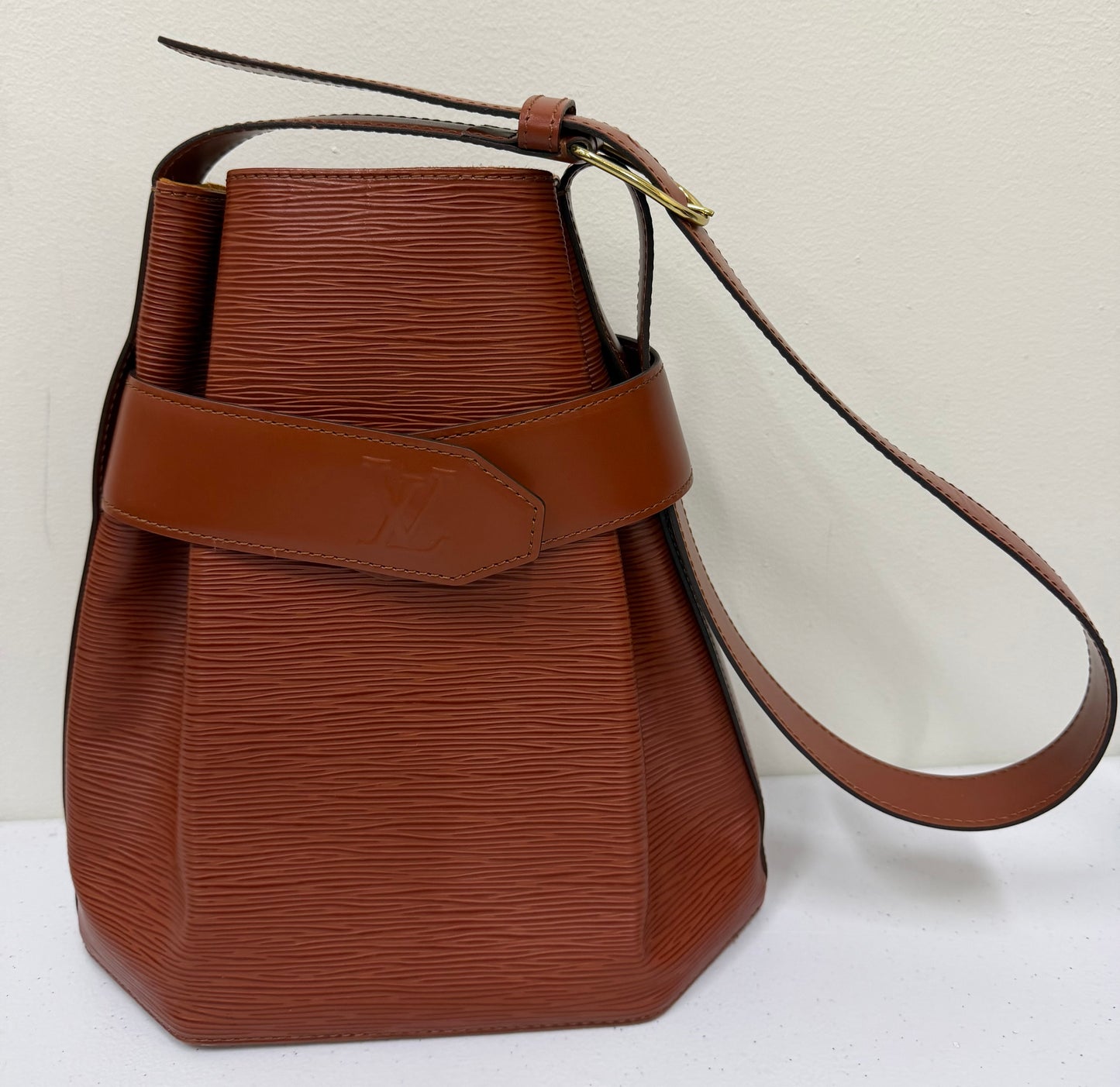 LOUIS VUITTON Sac d’Epaule Epi Leather