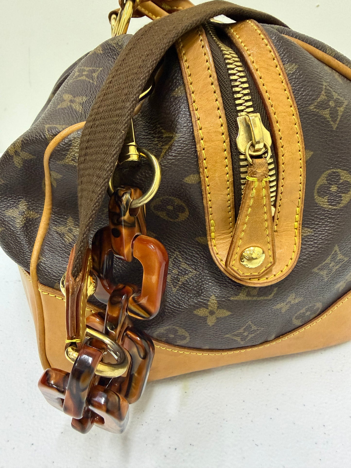 LOUIS VUITTON Stephen Monogram Canvas