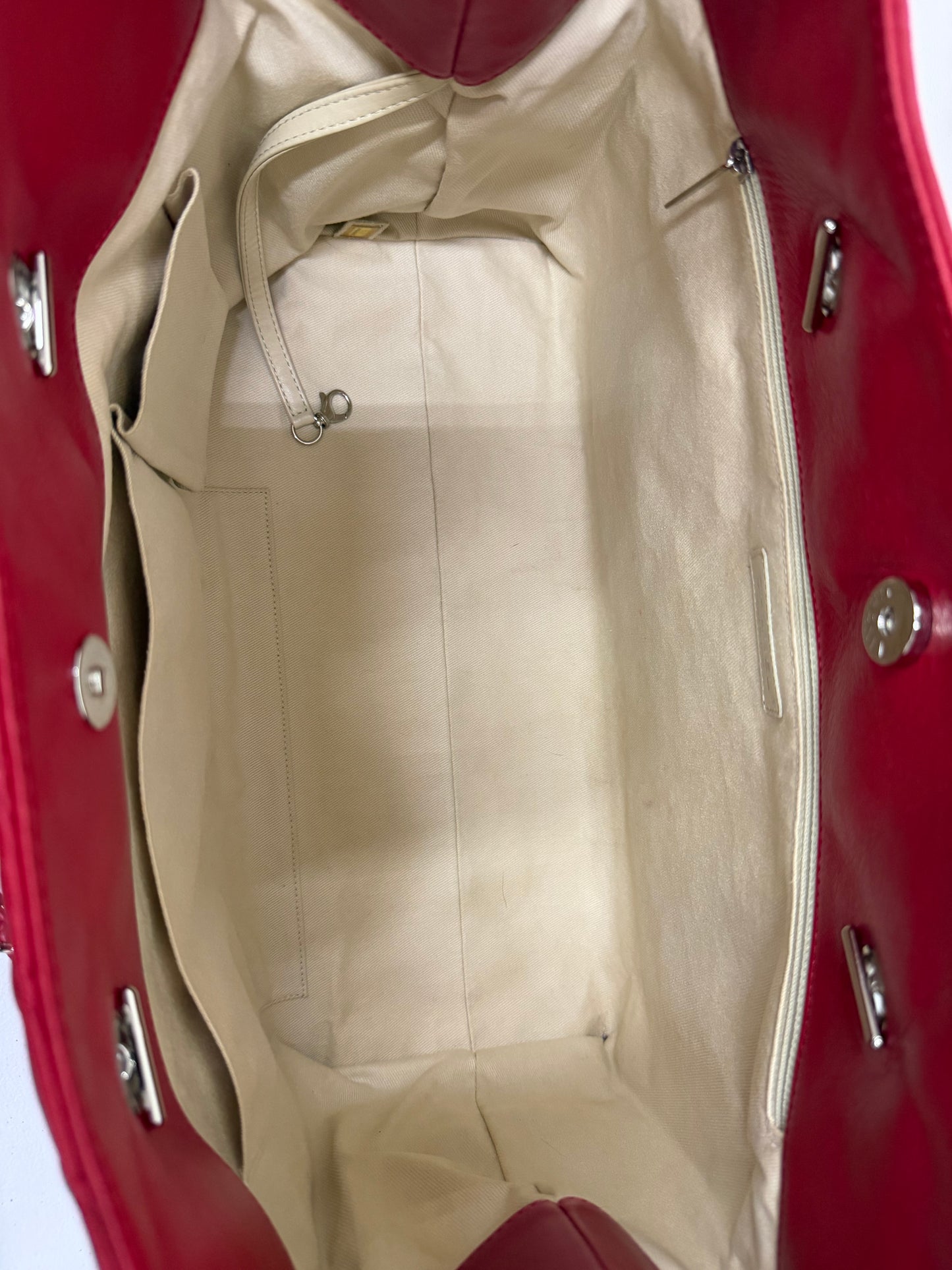 CHANEL CC Business Tote Red