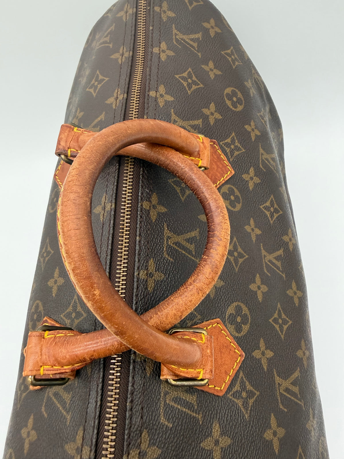 LOUIS VUITTON Speedy 40 Monogram Canvas