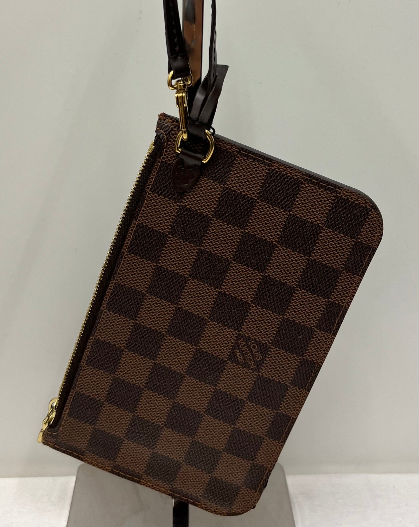 Louis Vuitton Damier Ebene Neverfull Pouch