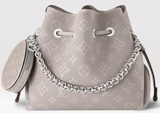 LOUIS VUITTON Bella light gray