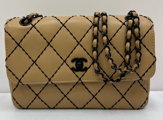 CHANEL Wild Stitch Chain Shoulder Bag