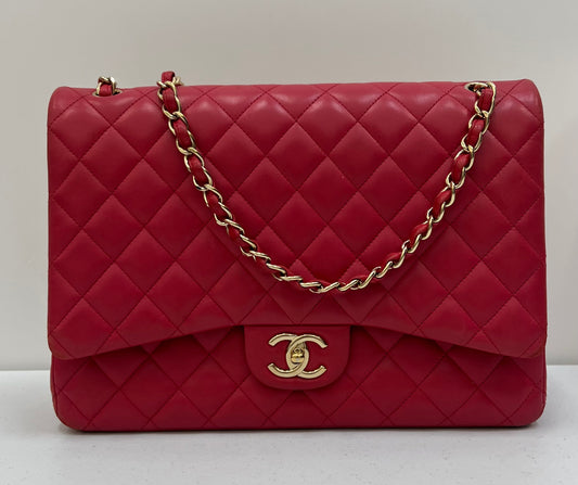 CHANEL Classic Maxi Double Flap