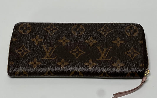 LOUIS VUITTON Zippy Clemence Wallet