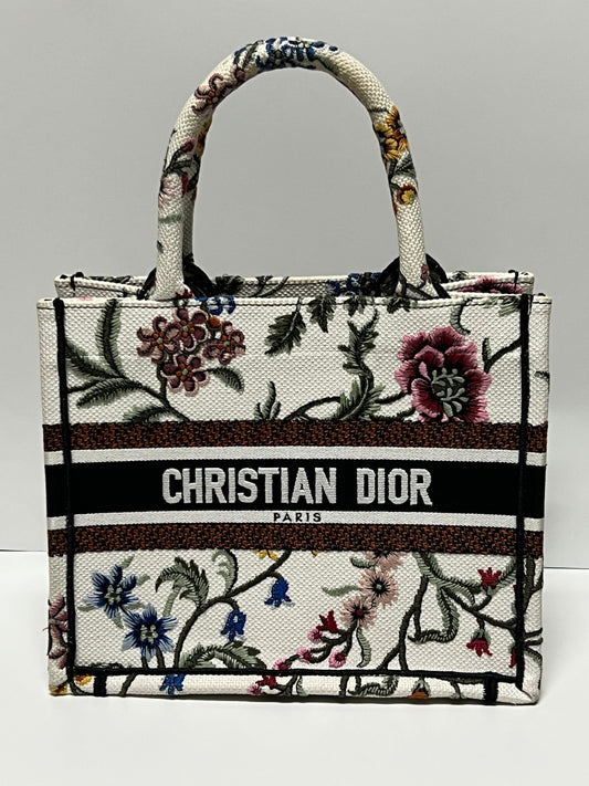 CHRISTIAN DIOR Raffia Petites Floral