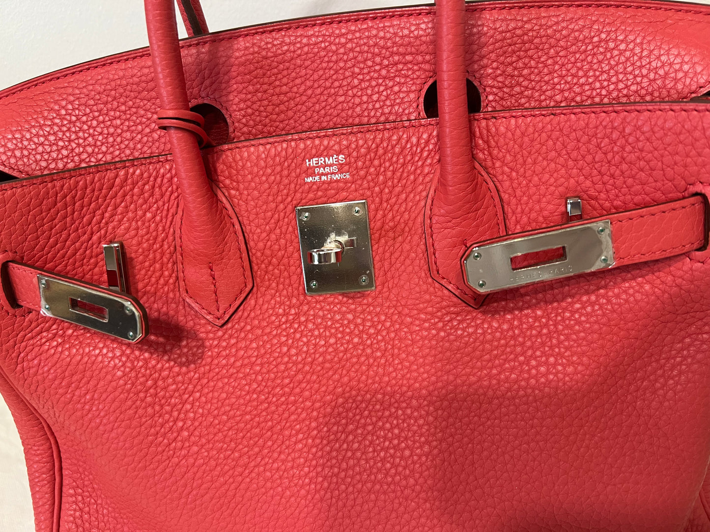 HERMÈS Birkin 30 in Bougainvillea Clemence Leather
