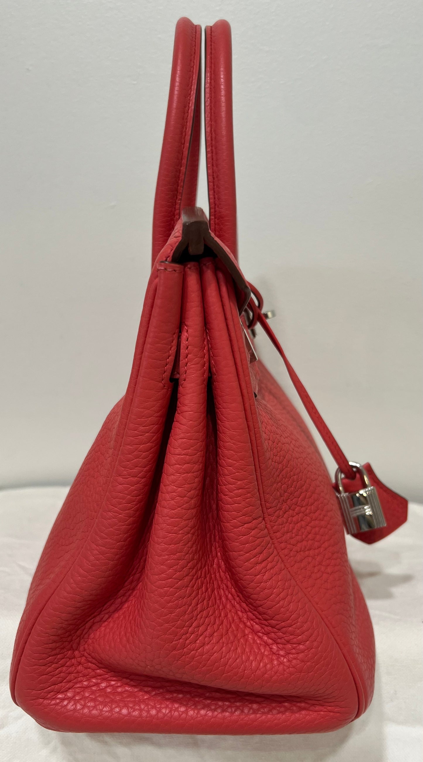 HERMÈS Birkin 30 in Bougainvillea Clemence Leather