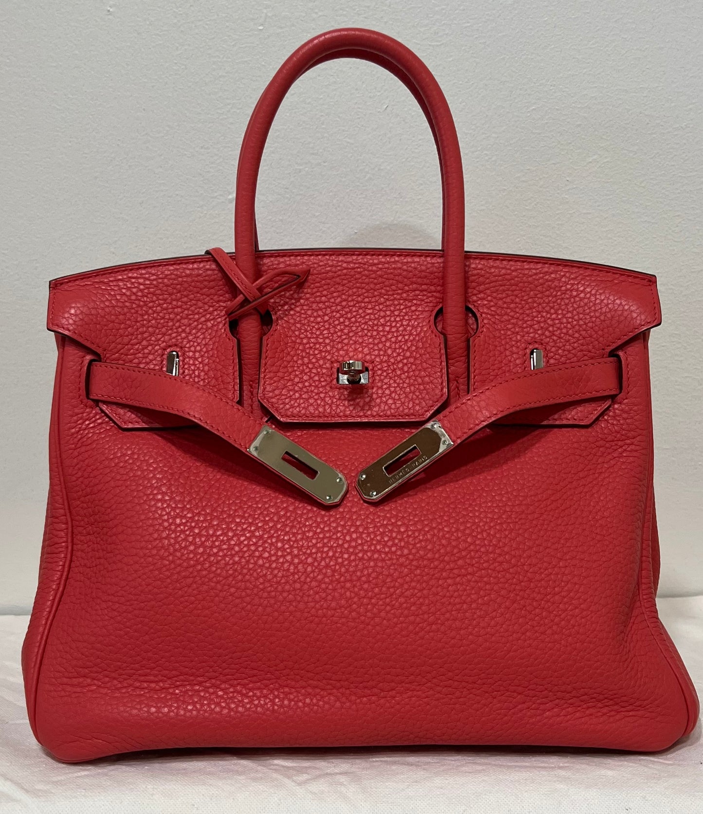 HERMÈS Birkin 30 in Bougainvillea Clemence Leather