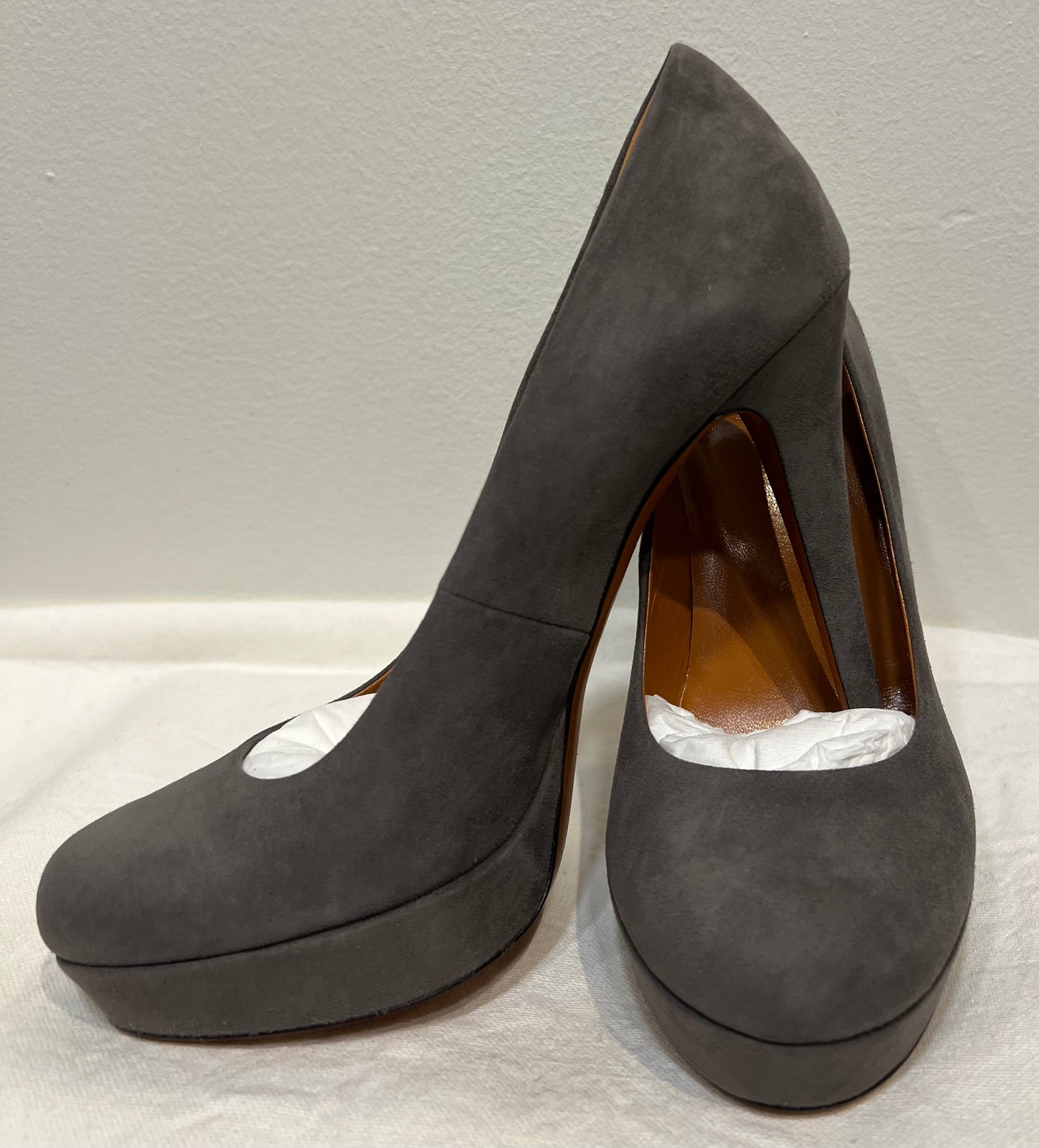 GUCCI Betty Platform Pumps Gray
