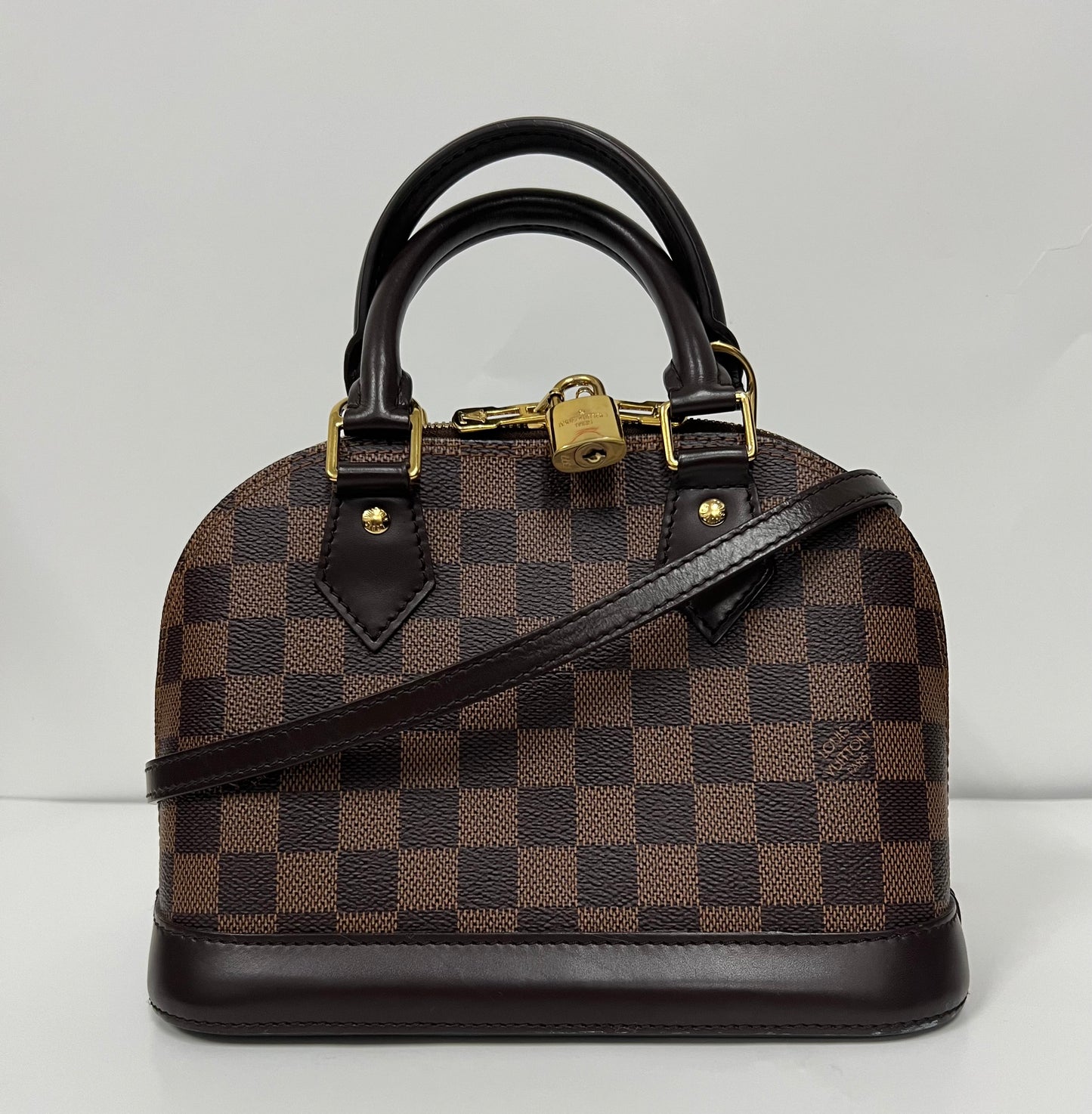 LOUIS VUITTON Alma BB Damier Ebene