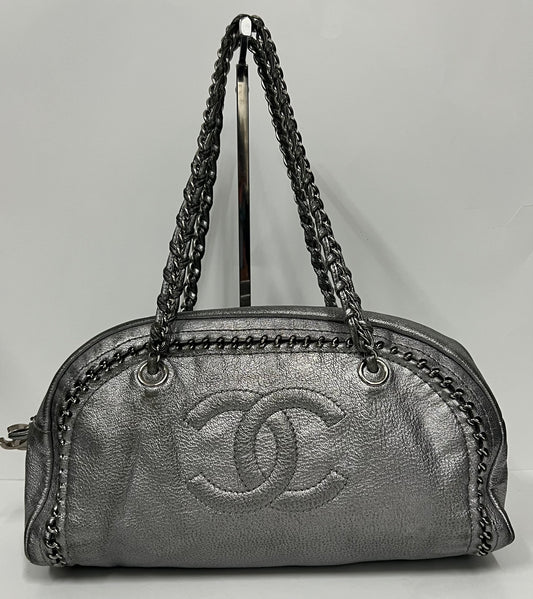 CHANEL CC Chain Shoulder Bag