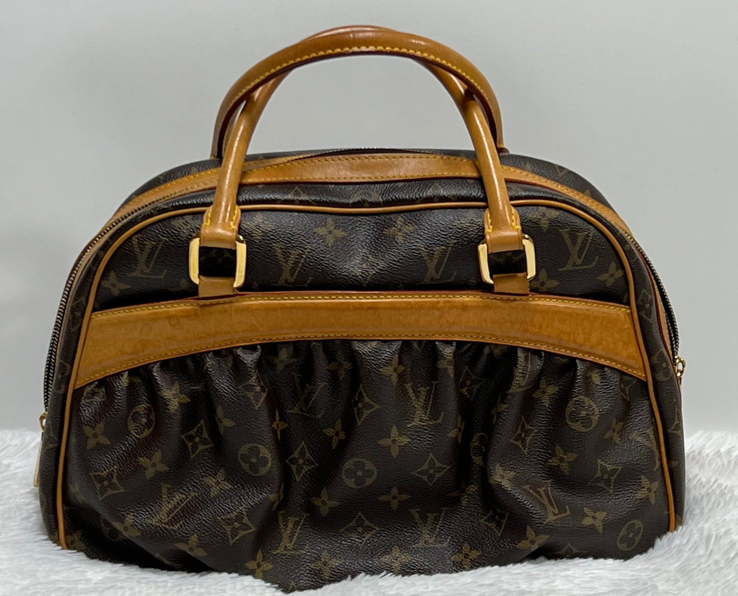 LOUIS VUITTON Mitzi MM Monogram Canvas