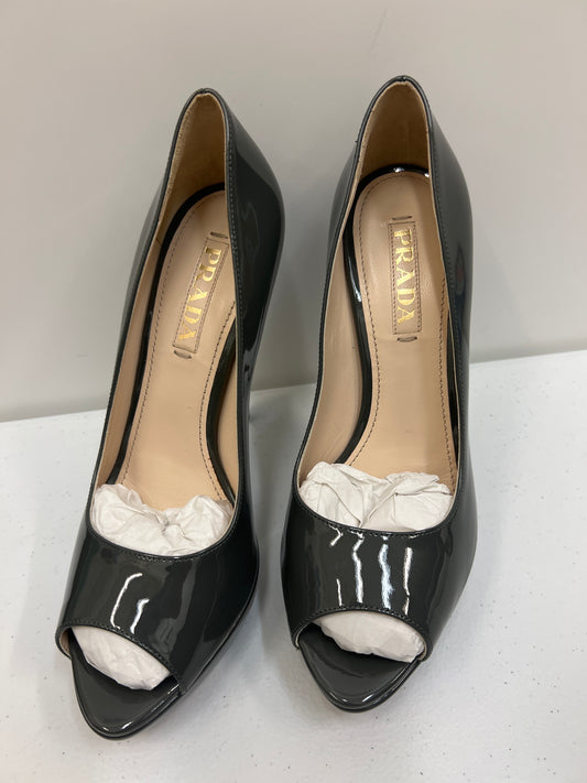 PRADA Pumps Vernice